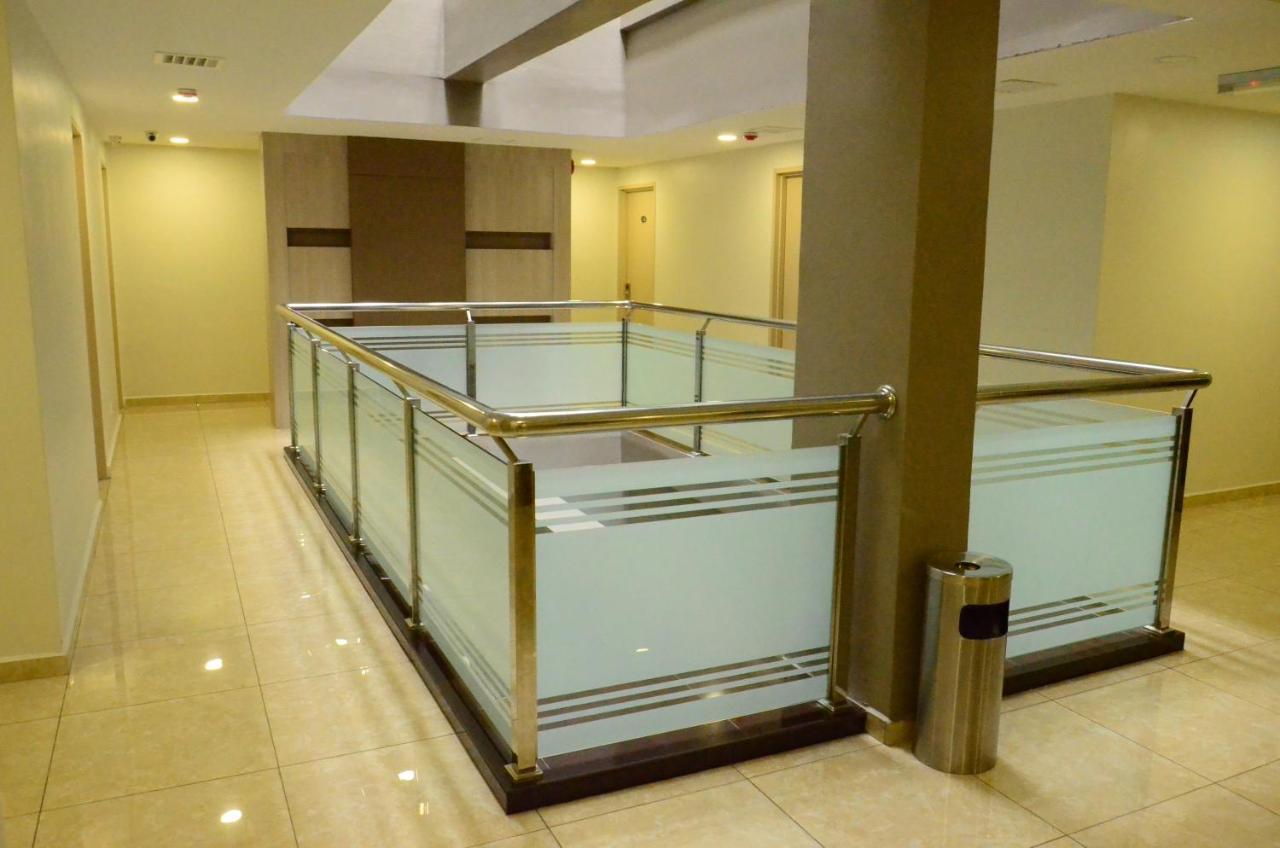 Be Boutique Hotel Keluang Ngoại thất bức ảnh